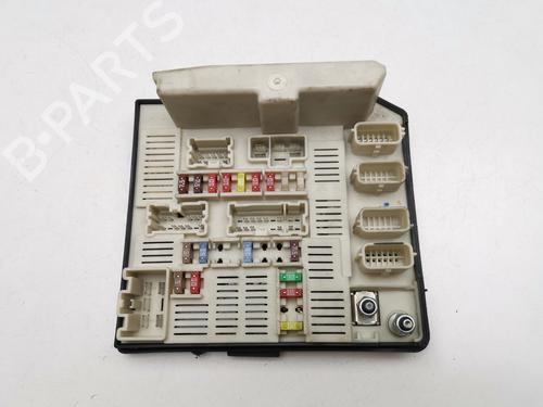 Used Fuse box RENAULT MEGANE II (BM0/1_, CM0/1_) [2001-2012]  29072053