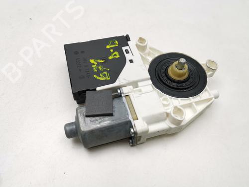 Right front window motor AUDI A3 (8P1) 1.4 TFSI | BP39438261E20 - Image 2