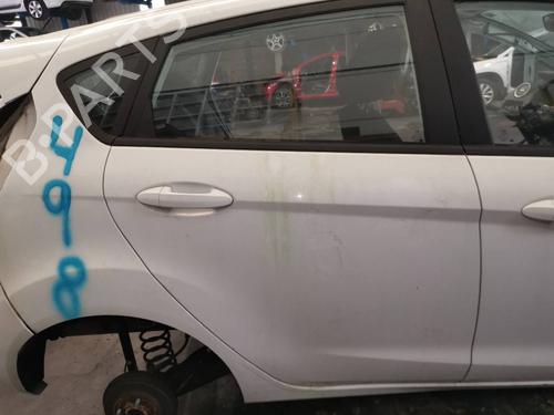Puerta trasera derecha FORD FIESTA VI (CB1, CCN) [2008-2026]  31840281