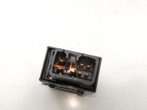 Left rear window switch HYUNDAI ix35 (LM, EL, ELH) 1.7 CRDi | BP39445444I29 - Image 2