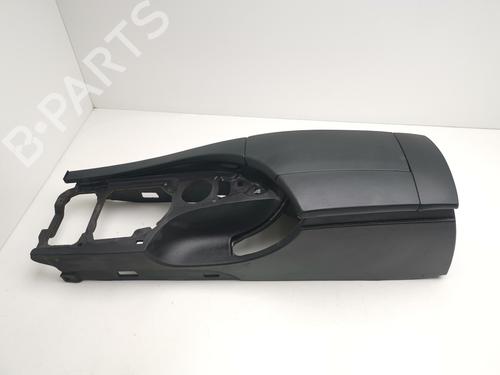 Used Armrest / Center console BMW 5 (E60) 530 d (231 hp) 28986167