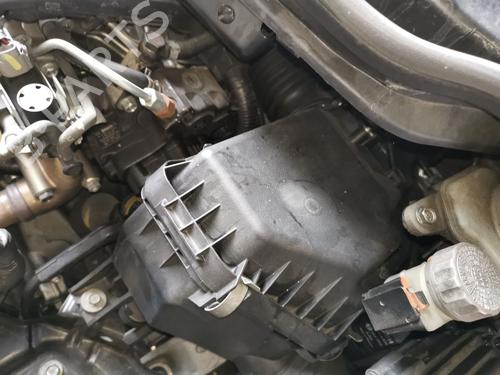 Used Air filter box HONDA CIVIC VIII Hatchback (FN, FK) 2.2 CTDi (FK3) (140 hp) 28983734