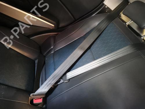 rear-right-seatbelt-ssangyong-tivoli-2015-36113829 main image