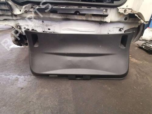 Used Boot lining Boot lining RENAULT CAPTUR I (J5_, H5_) 1.5 dCi 90 (J5N4, J5M5, J5MW, J5M6, J5AL, J5AJ) (90 hp) 40217697 40217697