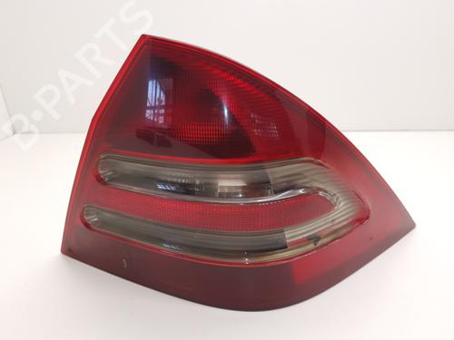 Used Right taillight MERCEDES-BENZ C-CLASS (W203) C 220 CDI (203.008) (150 hp) 28989175