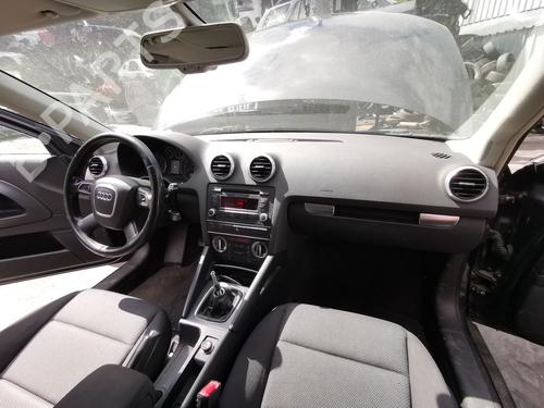 Used Dashboard Dashboard AUDI A3 Sportback (8PA) 1.6 TDI (105 hp) 35905494 35905494