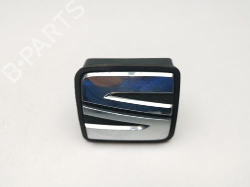 Used Tailgate handle SEAT LEON (5F1) [2012-2021]  28984082