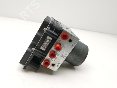 Used ABS pump TOYOTA AVENSIS Saloon (_T27_) 2.0 D-4D (ADT270_, ADT270R) (124 hp) 31686357