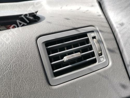 Used Air vent HYUNDAI TUCSON (JM) 2.0 CRDi (113 hp) 28977569