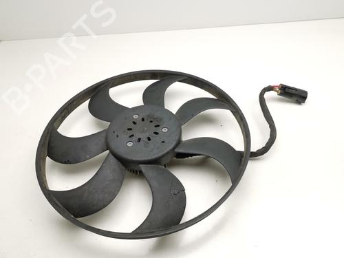 Used Radiator fan NISSAN QASHQAI II (J11, J11_) [2013-2025]  29433711