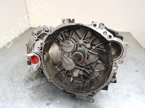 Getriebe für VOLVO S60 I (384) D5 (163 hp) 28996539