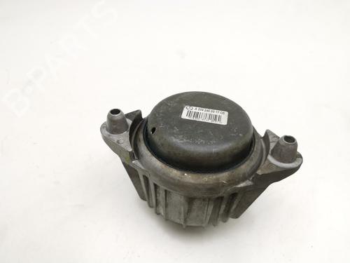Used Engine mount MERCEDES-BENZ C-CLASS T-Model (S204) C 200 CDI (204.201) (136 hp) 28982494