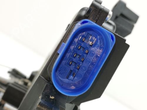 Zamek drzwi przednich prawych VW GOLF V (1K1)  | BP28981456C97