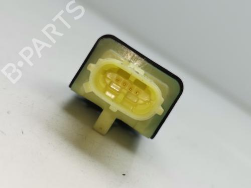 Elektronisk sensor TOYOTA YARIS (_P13_) 1.5 Hybrid (NHP130_, NHP130) | BP29813865M84