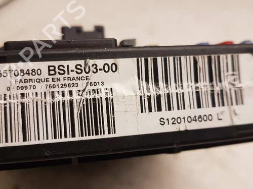 Zekeringkast PEUGEOT 407 (6D_) 2.0 (6DRFNB, 6DRFNE) | BP28998167E1