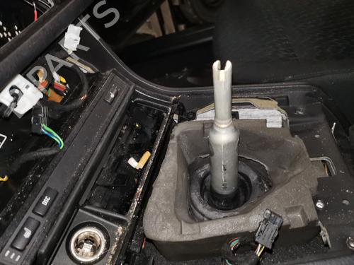 Used Gear lever BMW 3 Compact (E46) 320 td (150 hp) 28986445