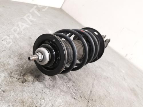 Left front shock absorber TOYOTA YARIS (_P13_) 1.5 Hybrid (NHP130_, NHP130) | BP29824696M16