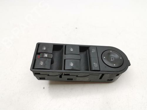 Used Left front window switch OPEL ZAFIRA / ZAFIRA FAMILY B (A05) [2005-2019]  28979722