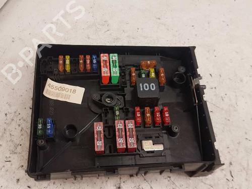 Used Fuse box VW GOLF VI (5K1) [2008-2014]  28987313