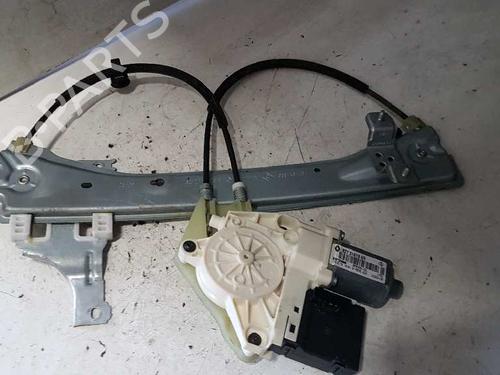 Rudehejsemekanisme venstre bagtil RENAULT MEGANE III Hatchback (BZ0/1_, B3_) 1.5 dCi (BZ1G, BZ1W, BZ0R) (95 hp) 28988549