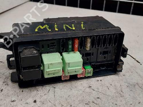Used Fuse box MINI MINI CLUBVAN (R55) Cooper D (112 hp) 28998845