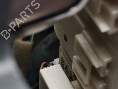 Sikringsdose TOYOTA AURIS (_E18_) 1.4 D-4D (NDE180_, NDE180R) | BP28990701E1