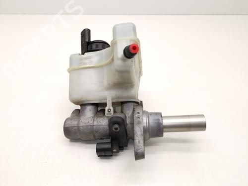 Used Brake master cylinder AUDI Q3 (8UB, 8UG) [2011-2020]  28987863