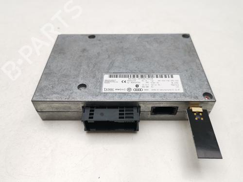 Used Radio AUDI Q7 (4LB) [2006-2016]  30700804