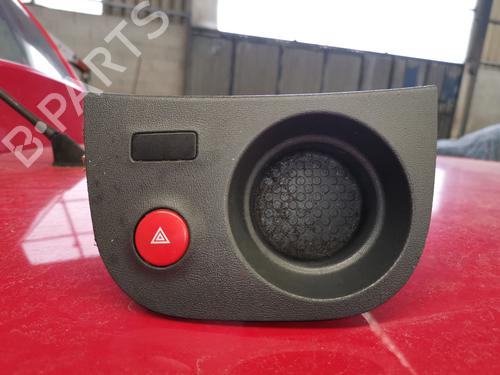 Used Warning switch SEAT LEON (1P1) [2005-2013]  28977675