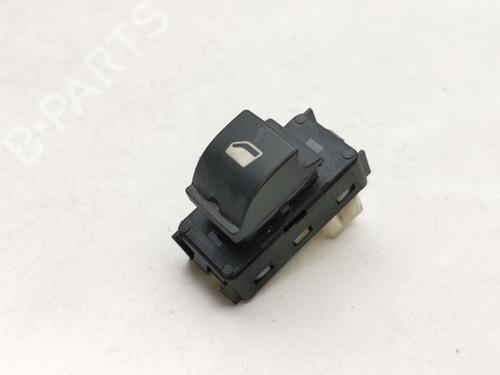 Used Right rear window switch Right rear window switch 39443868 39443868