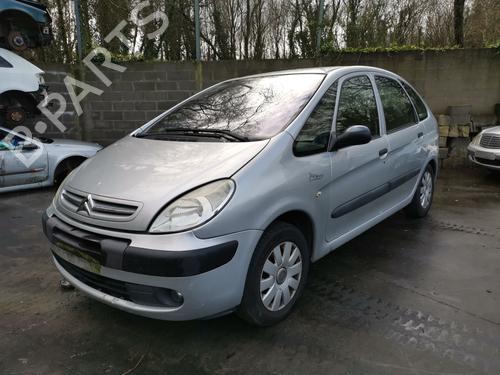 Fuse box CITROËN XSARA PICASSO (N68) 1.6 HDi | BP28983123E1