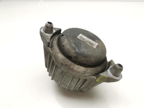 Used Engine mount MERCEDES-BENZ C-CLASS T-Model (S204) C 200 CDI (204.201) (136 hp) 28982490