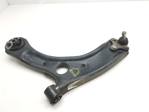 Used Right front suspension arm Right front suspension arm 39438852 39438852