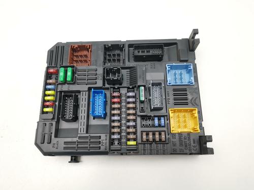 fuse-box-citroen-c4-picasso-ii-2013-39440659 main image