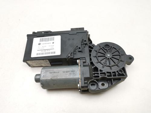 Used Right rear window motor Right rear window motor VW TOUAREG (7LA, 7L6, 7L7) 2.5 R5 TDI (174 hp) 34437462 34437462