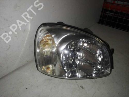 Used Right headlight HYUNDAI SANTA FÉ I (SM) 2.0 CRDi (113 hp) 28991340