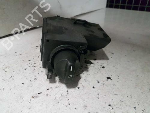 Headlight switch MERCEDES-BENZ E-CLASS (W210) E 290 Turbo-D (210.017) | BP28984302I24 