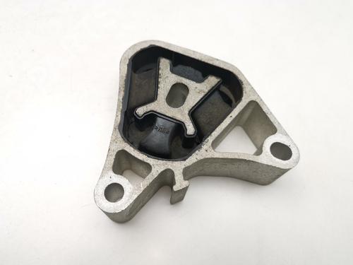 engine-mount-mercedes-benz-a-class-w176-2012-2013-2014-2015-2016-2017-2018-33932306 main image