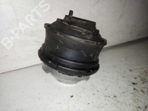 Used Engine mount MERCEDES-BENZ E-CLASS (W210) E 290 Turbo-D (210.017) (129 hp) 28982473