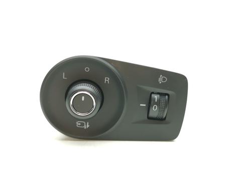 Used Mirror switch MG MG ZS SUV (AZS1) [2017-2025]  28997473