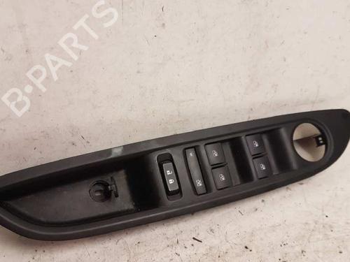 Used Left front window switch OPEL MOKKA / MOKKA X (J13) [2012-2019]  28980209
