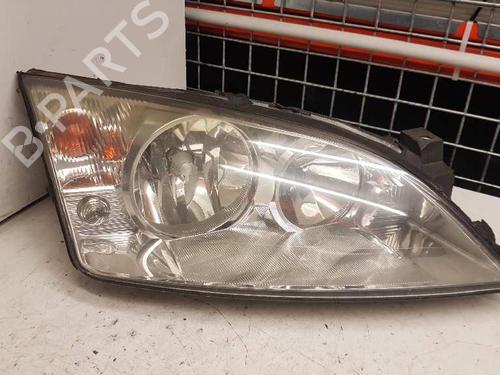 Used Right headlight FORD MONDEO III Saloon (B4Y) 2.0 16V TDDi / TDCi (115 hp) 28986403