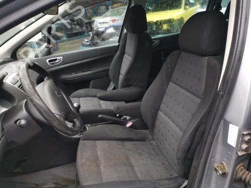 Left front window switch PEUGEOT 307 Break (3E) 2.0 HDI 110 | BP28978892I27