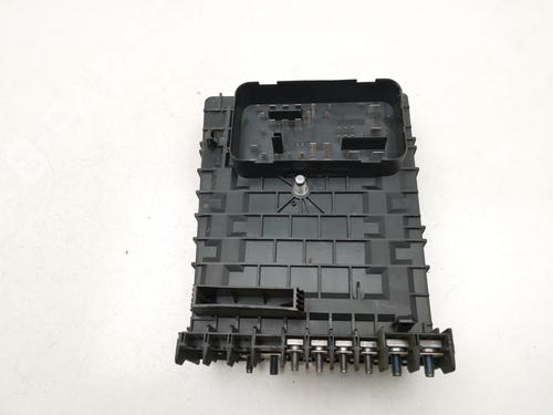 Fuse box AUDI A3 (8P1) 1.6 TDI | BP39438507E1 - Image 3