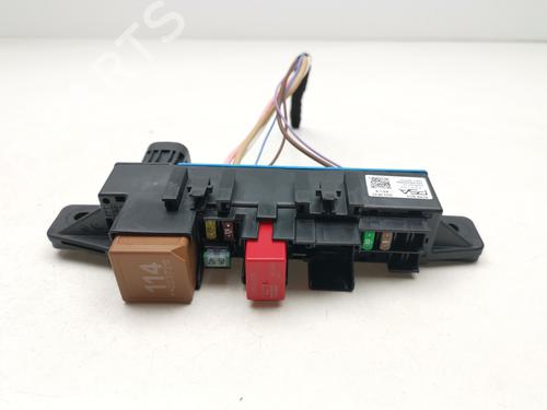 Used Fuse box PEUGEOT 408 II (FP_, F3_, FM_) Hybrid 225 (F3DGYT) (224 hp) 30615923
