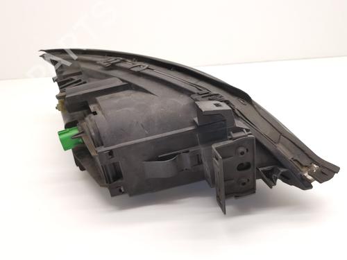 Left headlight FORD MONDEO III (B5Y) 2.0 TDCi | BP28985174C28 