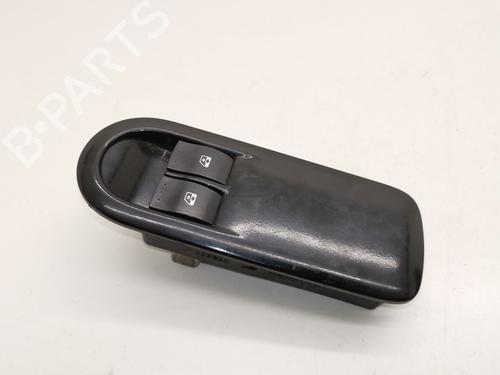 Used Left front window switch RENAULT MEGANE II (BM0/1_, CM0/1_) 1.5 dCi (BM1E, CM1E) (106 hp) 28978172
