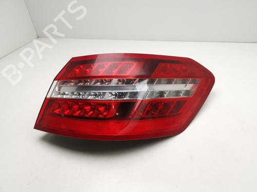 Used Right taillight MERCEDES-BENZ E-CLASS (W212) [2009-2016]  28994587