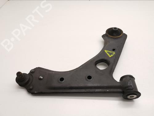 Used Right front suspension arm OPEL CORSA E (X15) [2014-2025]  28988798