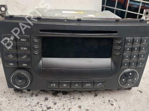 Used Radio MERCEDES-BENZ C-CLASS (W203) C 220 CDI (203.008) (150 hp) 28994859
